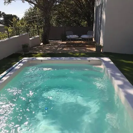 Abelha En Provence